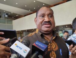 Golkar Dukung Willem Wandik untuk Pilkada Papua Tengah